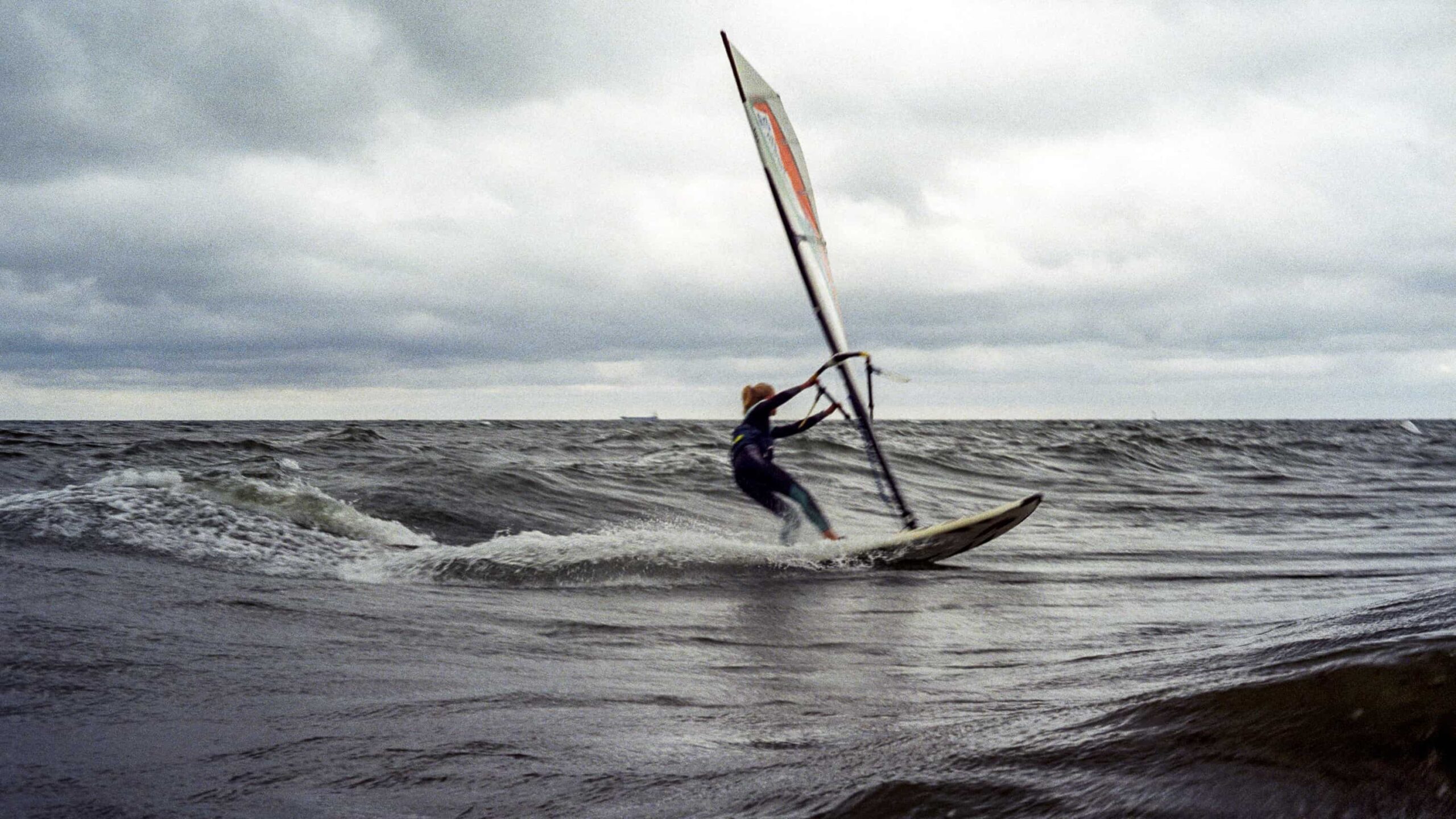 The Thrill of the Waves: Exploring the World of Sports Yacht Racing