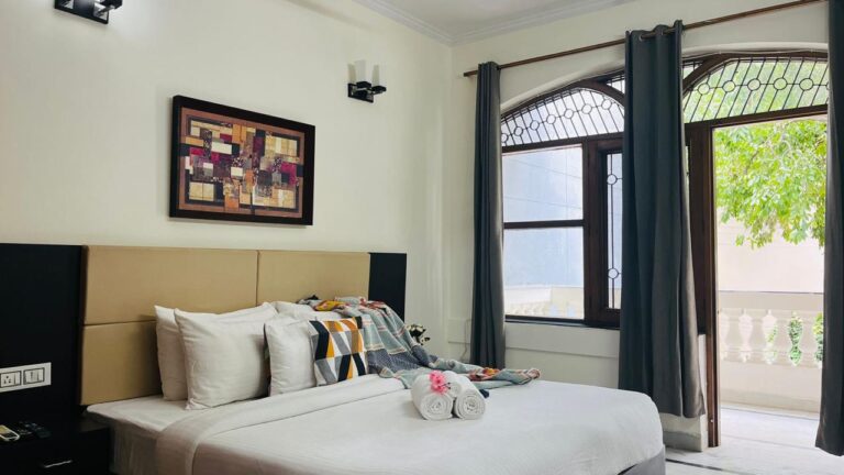 Which Hyderabad service apartments are the greatest for extended stays?