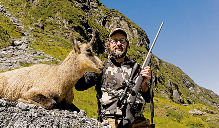 7 Essential Services Offered by Professional Hunting Outfitters